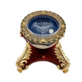 Хрустальное блюдце для икры внутри икорницы Белуга