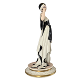 Фигурка женщины в черно белом наряде Elite&Fabris 24 см