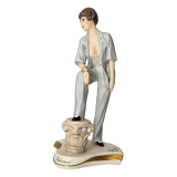 Итальянский фарфор девушка в костюме времена года осень