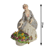 Статуэтка цветочница из тонкого фарфора 21х17