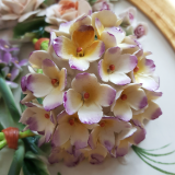 Итальянское панно цветы в интерьере гостиной