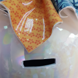 Крупный план статуэтки клоун копилка из Италии