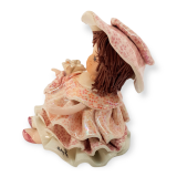 Оригинальная статуэтка Zampiva Кукла-весна в интерьере