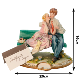 Статуэтка Влюблённые из бисквитного фарфора общий вид